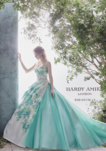 カラードレスが可愛いと人気 Hardy Amies 結婚式場探しのお手伝い シンデレラストーリー 札幌のホテル レストラン